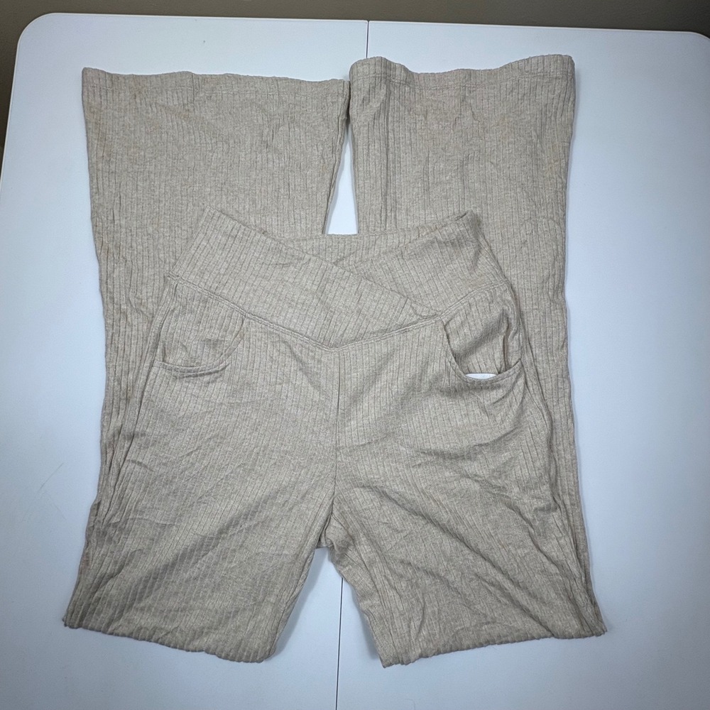 Halara High Waisted‎ Ribbed Flare Pants Women's Medium Tan Athleisure